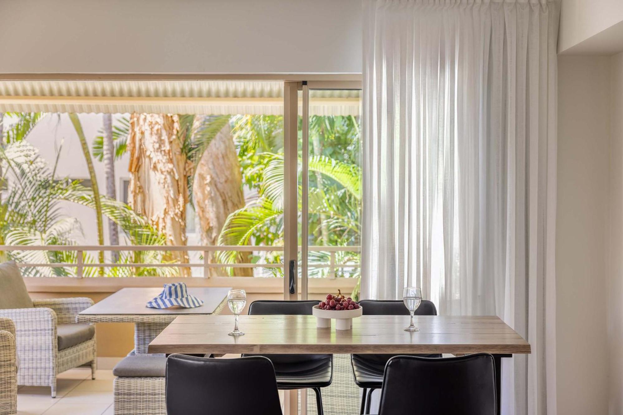Hotel Mantra Amphora Palm Cove Exterior foto